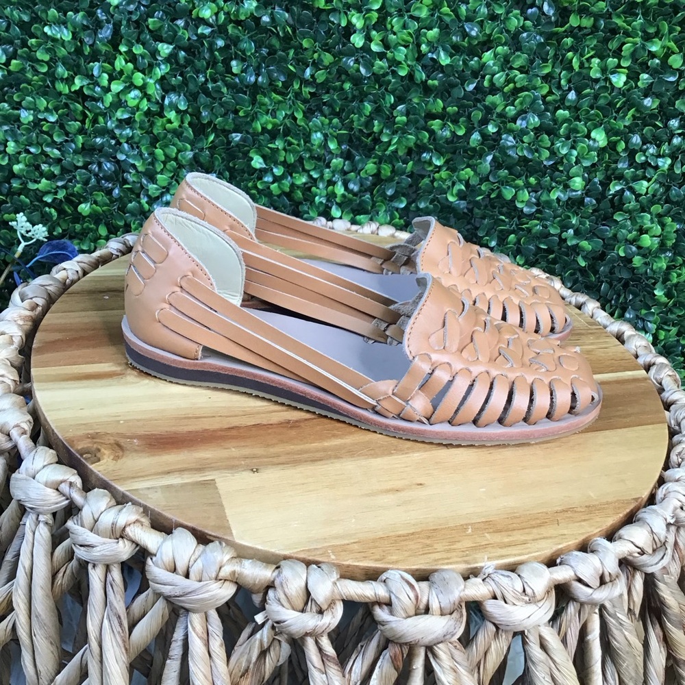 New in box Nisolo x Anthropologie Almond Leather Huarache Sandals